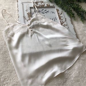Abercrombie & Fitch Off White Camisole SZ XS
